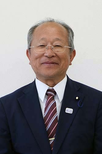 尾形　勝雄(おがた　かつお)議員